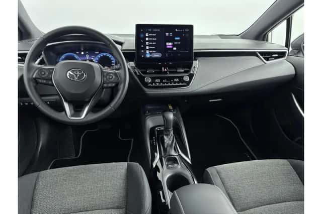 Toyota Corolla (2025) thumbnail 2