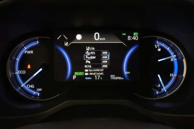 Toyota RAV4 (2019) thumbnail 3