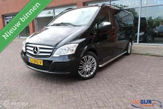 Mercedes-Benz Viano (2011) thumbnail 1