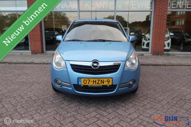 Opel Agila (2009) thumbnail 2