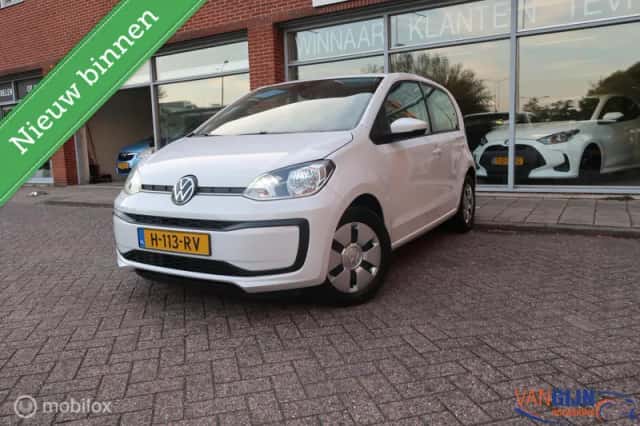 Volkswagen Up! (2020) thumbnail 1