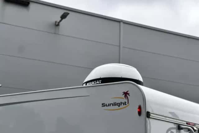 Sunlight Onbekend (2011) thumbnail 6