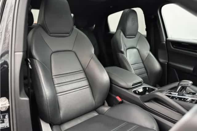 Porsche Cayenne Coupé (2022) thumbnail 5