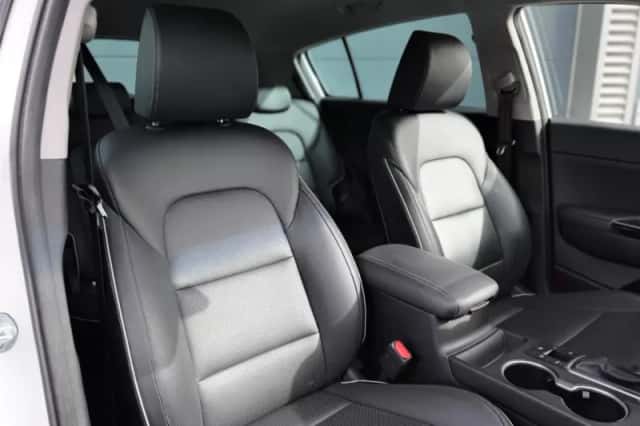 Kia Sportage (2021) thumbnail 3