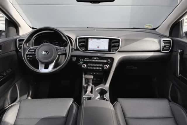 Kia Sportage (2021) thumbnail 4