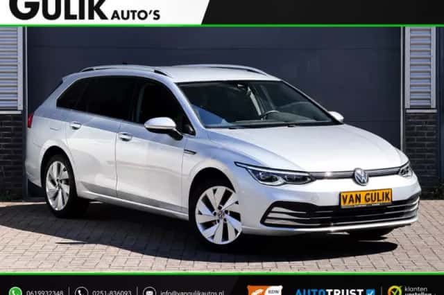 Volkswagen Golf (2021) thumbnail 1
