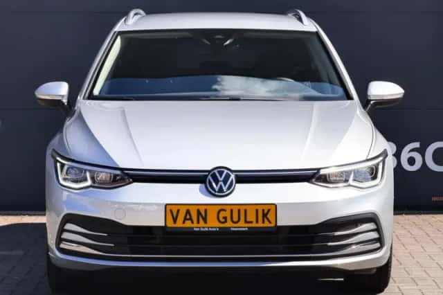 Volkswagen Golf (2021) thumbnail 6