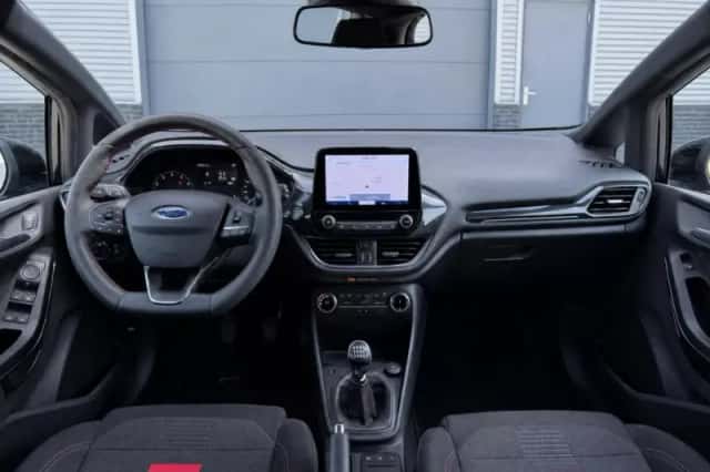 Ford Fiesta (2023) thumbnail 4