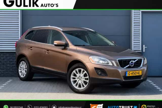 Volvo XC60 (2010) thumbnail 1