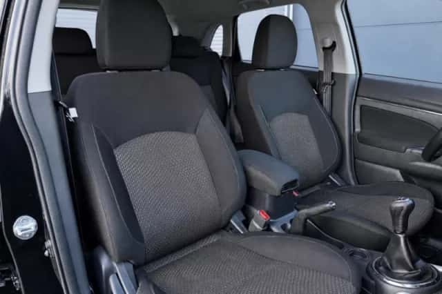 Mitsubishi ASX (2013) thumbnail 5