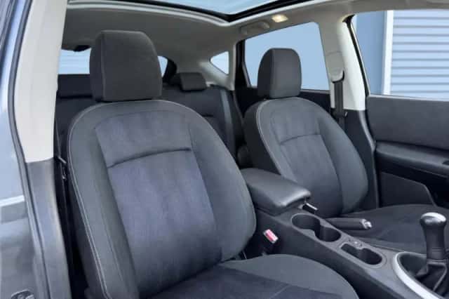 Nissan Qashqai (2013) thumbnail 4