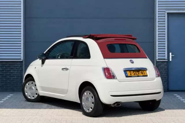 Fiat 500 (2010) thumbnail 2