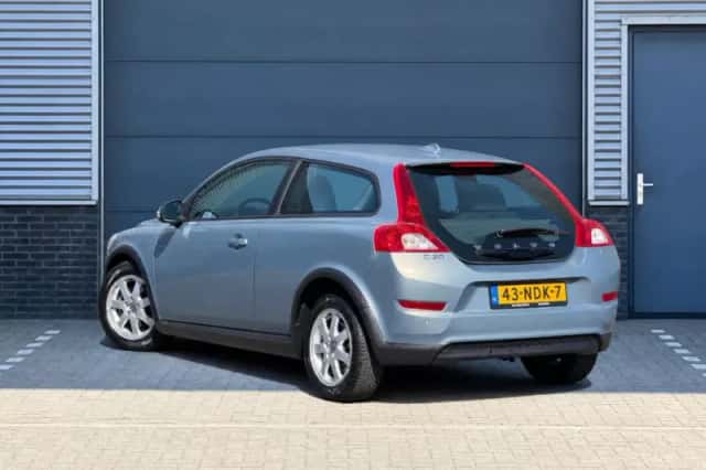 Volvo C30 (2010) thumbnail 2