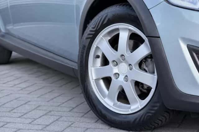 Volvo C30 (2010) thumbnail 6
