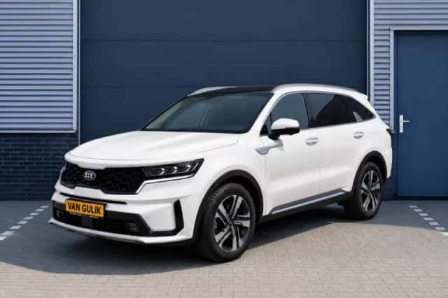 Kia Sorento (2021) thumbnail 3