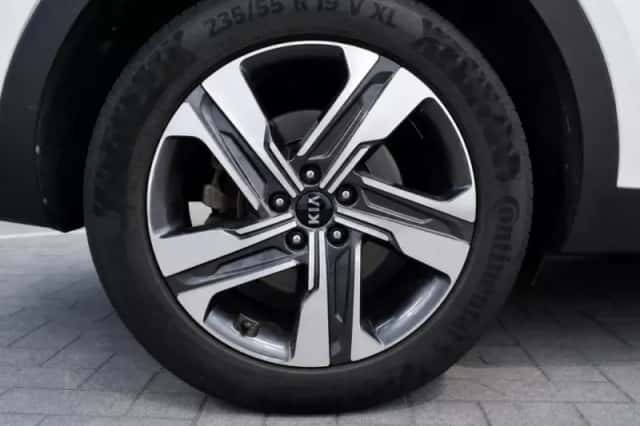 Kia Sorento (2021) thumbnail 6