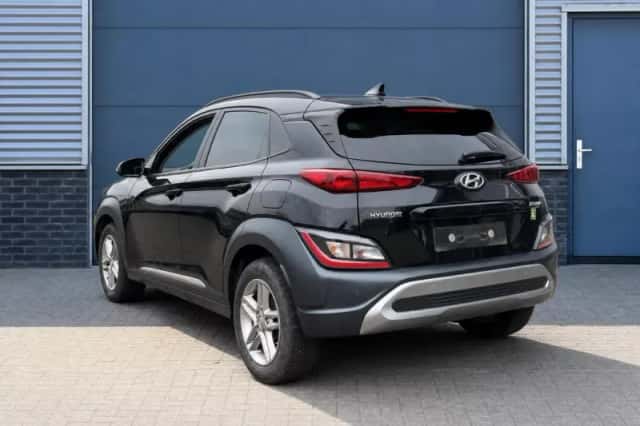 Hyundai Kona (2023) thumbnail 3