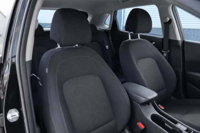Hyundai Kona (2023) thumbnail 5