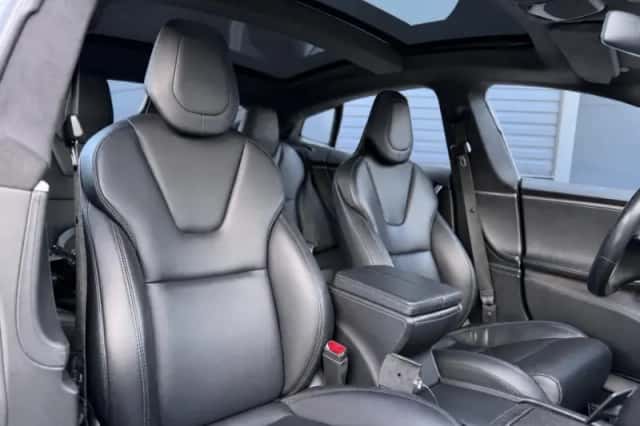 Tesla Model S (2018) thumbnail 5