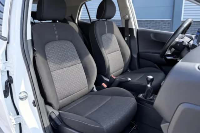 Kia Picanto (2022) thumbnail 5