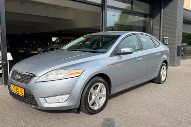 Ford Mondeo (2008) thumbnail 1