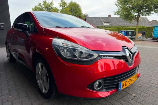 Renault Clio (2016) thumbnail 3