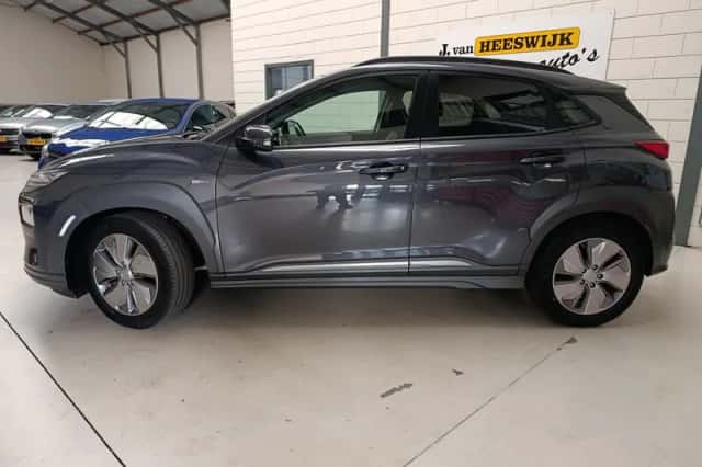 Hyundai Kona (2020) thumbnail 5