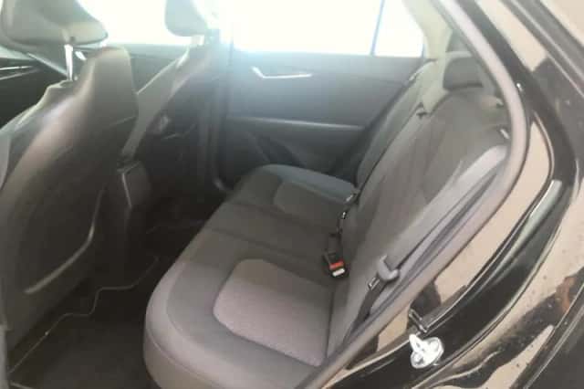 Kia Niro (2023) thumbnail 3