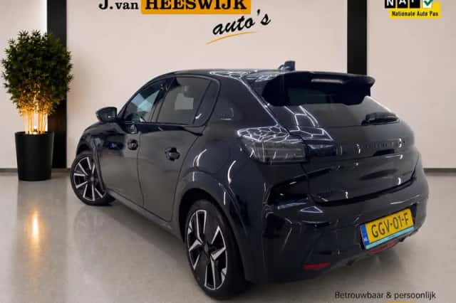 Peugeot 208 (2024) thumbnail 5
