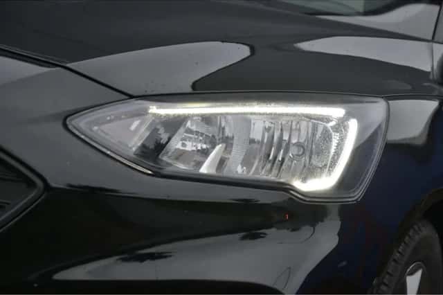 Ford Focus (2018) thumbnail 5