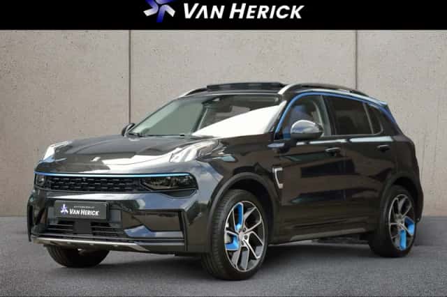 Lynk & Co 01 (2023) thumbnail 1