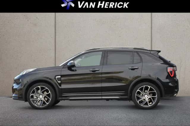 Lynk & Co 01 (2022) thumbnail 2