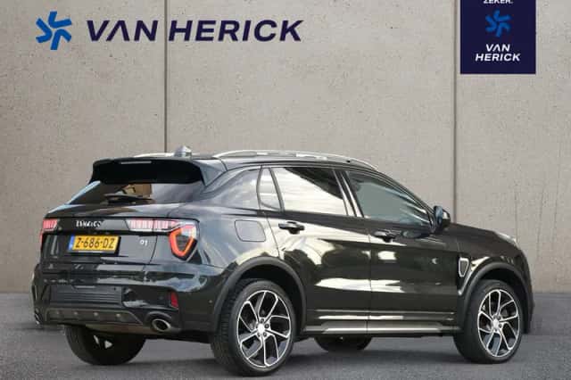 Lynk & Co 01 (2022) thumbnail 4