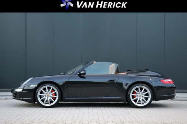 Porsche 911 (2005) thumbnail 2