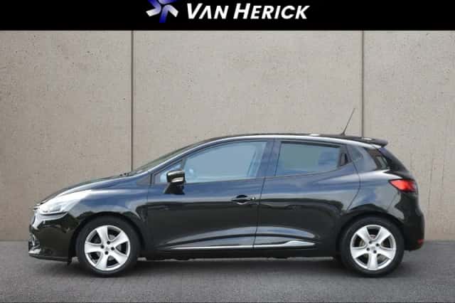 Renault Clio (2016) thumbnail 2