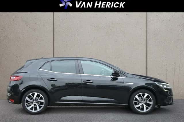 Renault Mégane (2016) thumbnail 3