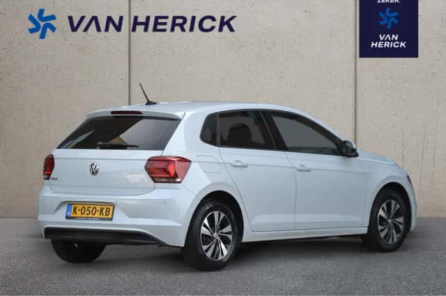 Volkswagen Polo (2018) thumbnail 4