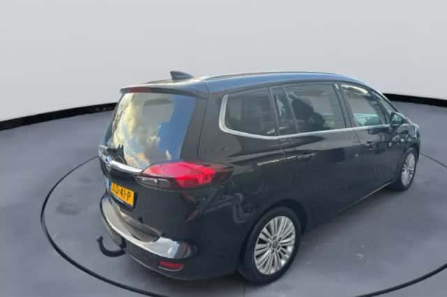 Opel Zafira (2017) thumbnail 6