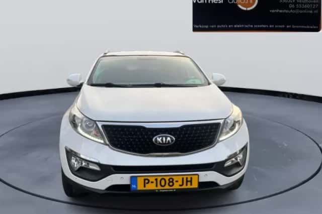 Kia Sportage (2014) thumbnail 3