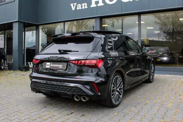 Audi S3 (2024) thumbnail 5