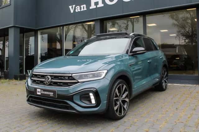 Volkswagen T-Roc (2022) thumbnail 1