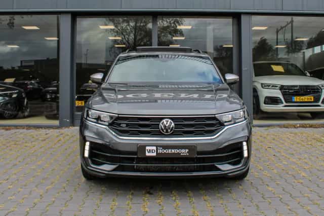 Volkswagen T-Roc (2020) thumbnail 2
