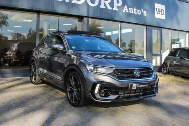 Volkswagen T-Roc (2021) thumbnail 3