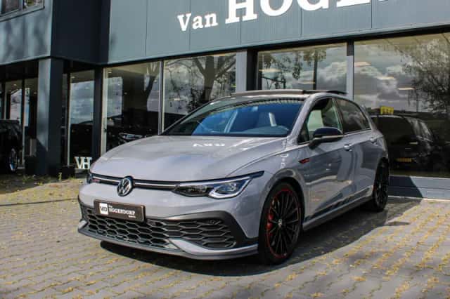 Volkswagen Golf (2023) thumbnail 1