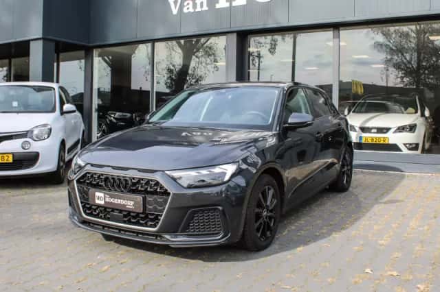Audi A1 (2021) thumbnail 1