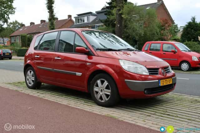 Renault Scénic (2006) thumbnail 4