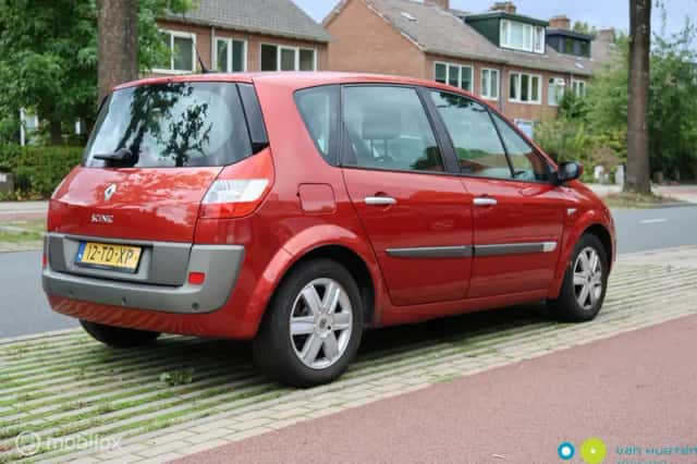 Renault Scénic (2006) thumbnail 6