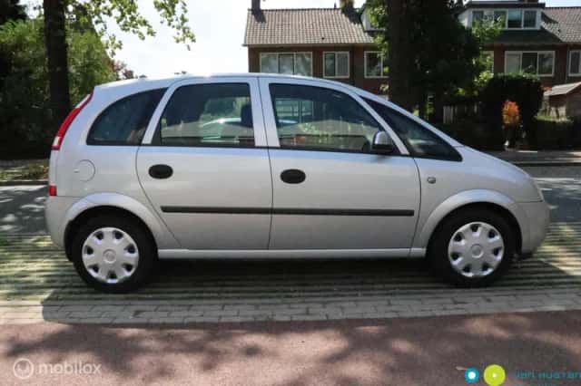 Opel Meriva (2003) thumbnail 5