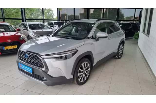 Toyota Corolla Cross (2023) thumbnail 4