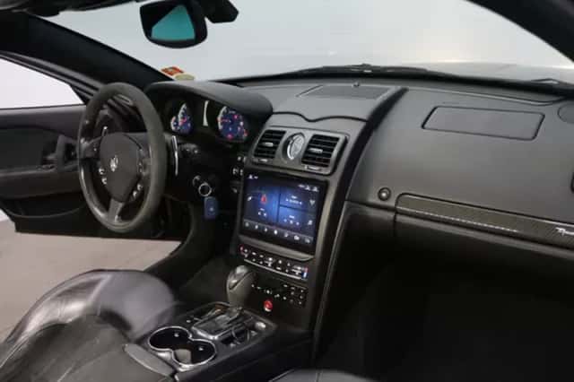 Maserati Quattroporte (2008) thumbnail 5